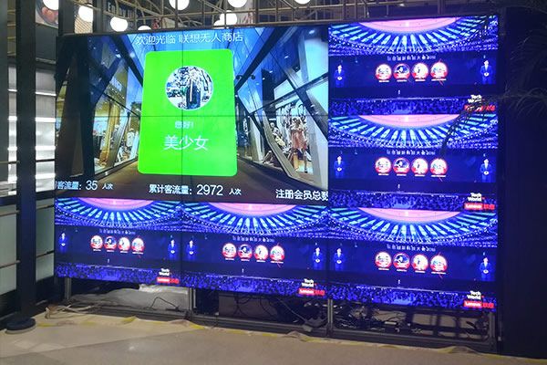為什么55寸拼接屏更受到客戶歡迎？